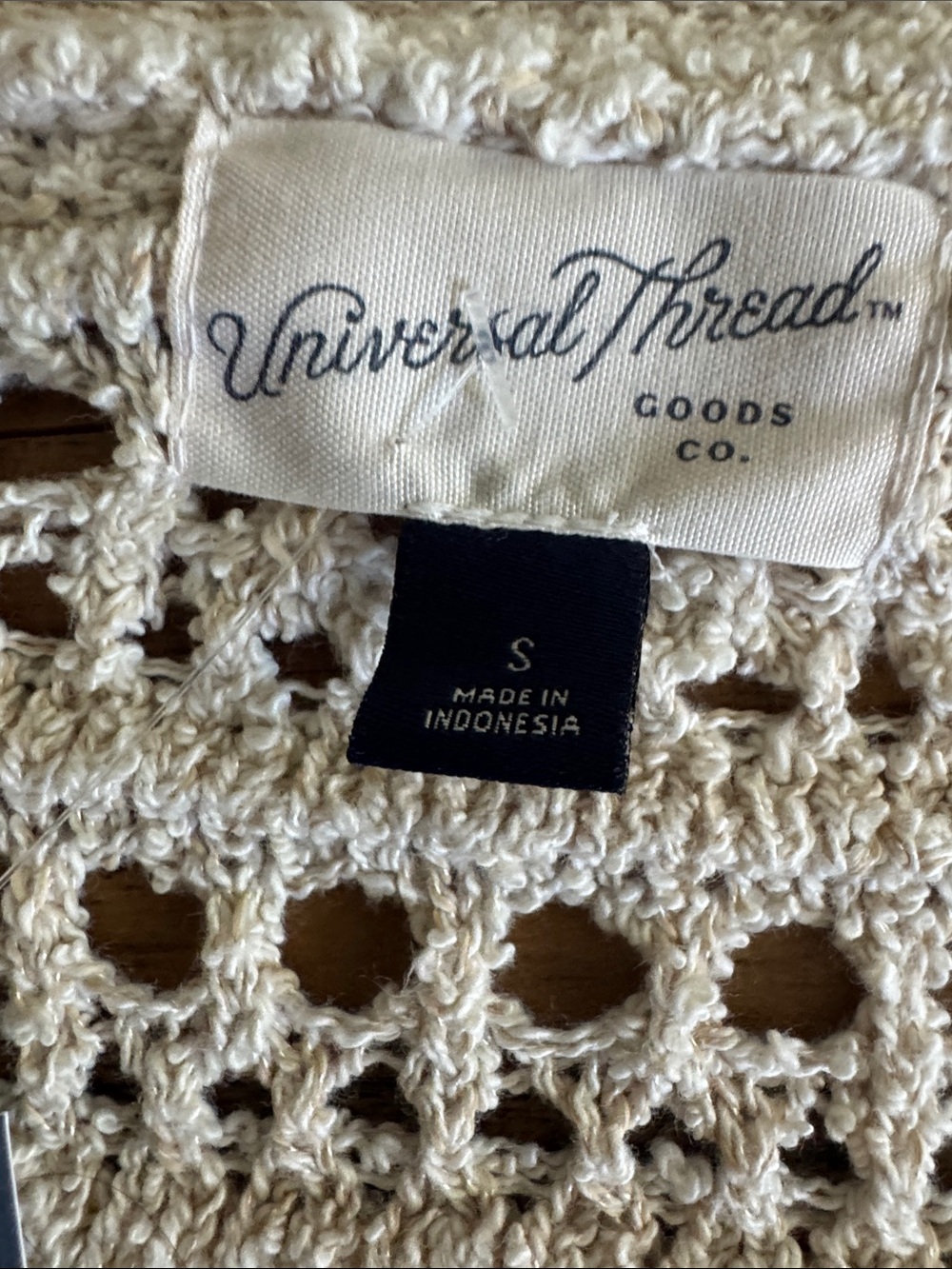 Universal Threads  /Open-Knit Button Cardigan - Picture 4 of 9